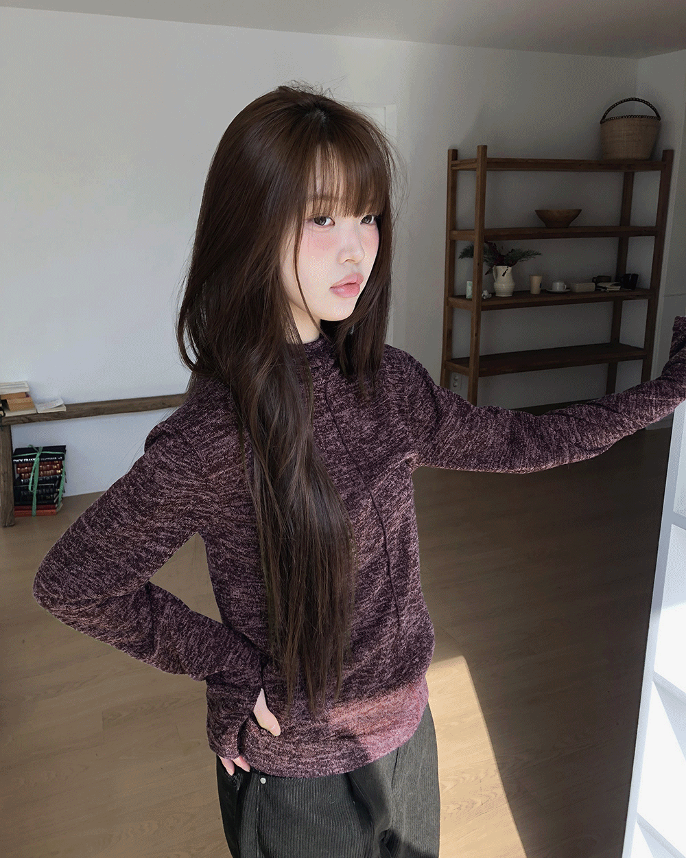 원더원더 [빈티지색감🤎/핸드워머💝] 코엘 터틀넥 핸드 워머 후드 티셔츠