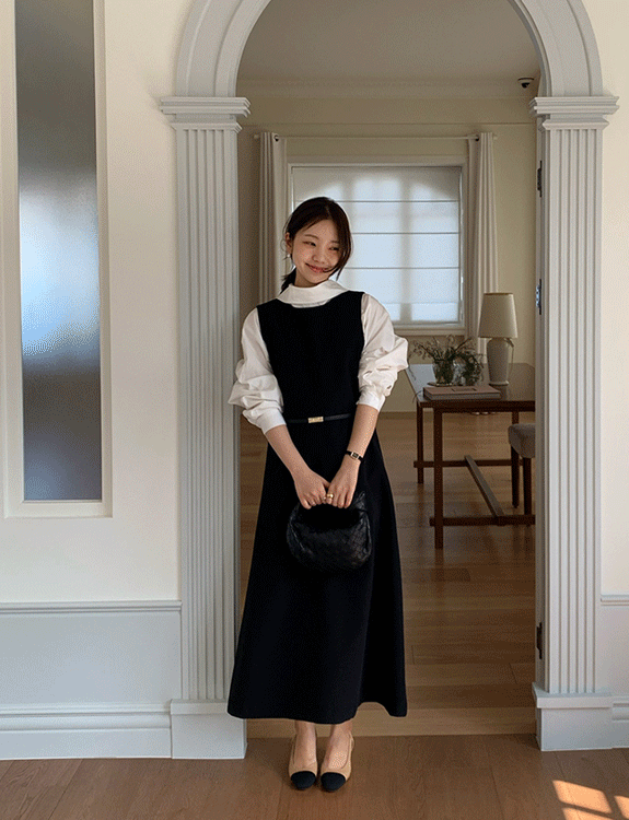 위드윤 마르니 벨티드 플레어 원피스