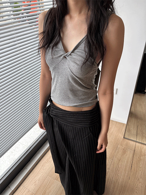 리스 munir twist sleeveless top (3color)