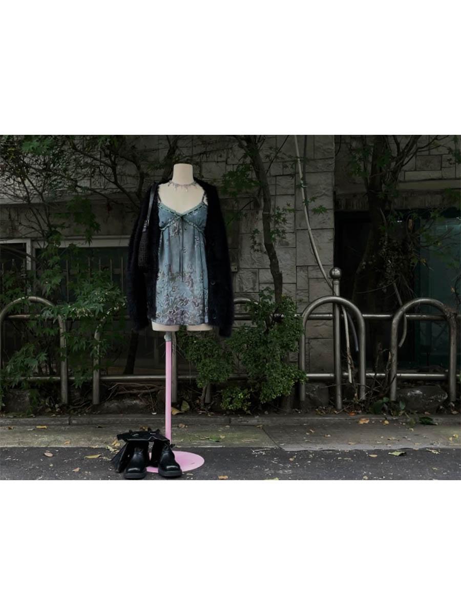 Floral chiffon slip(d)