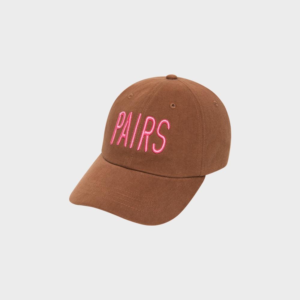 PAIRS LOGO CAP BROWN
