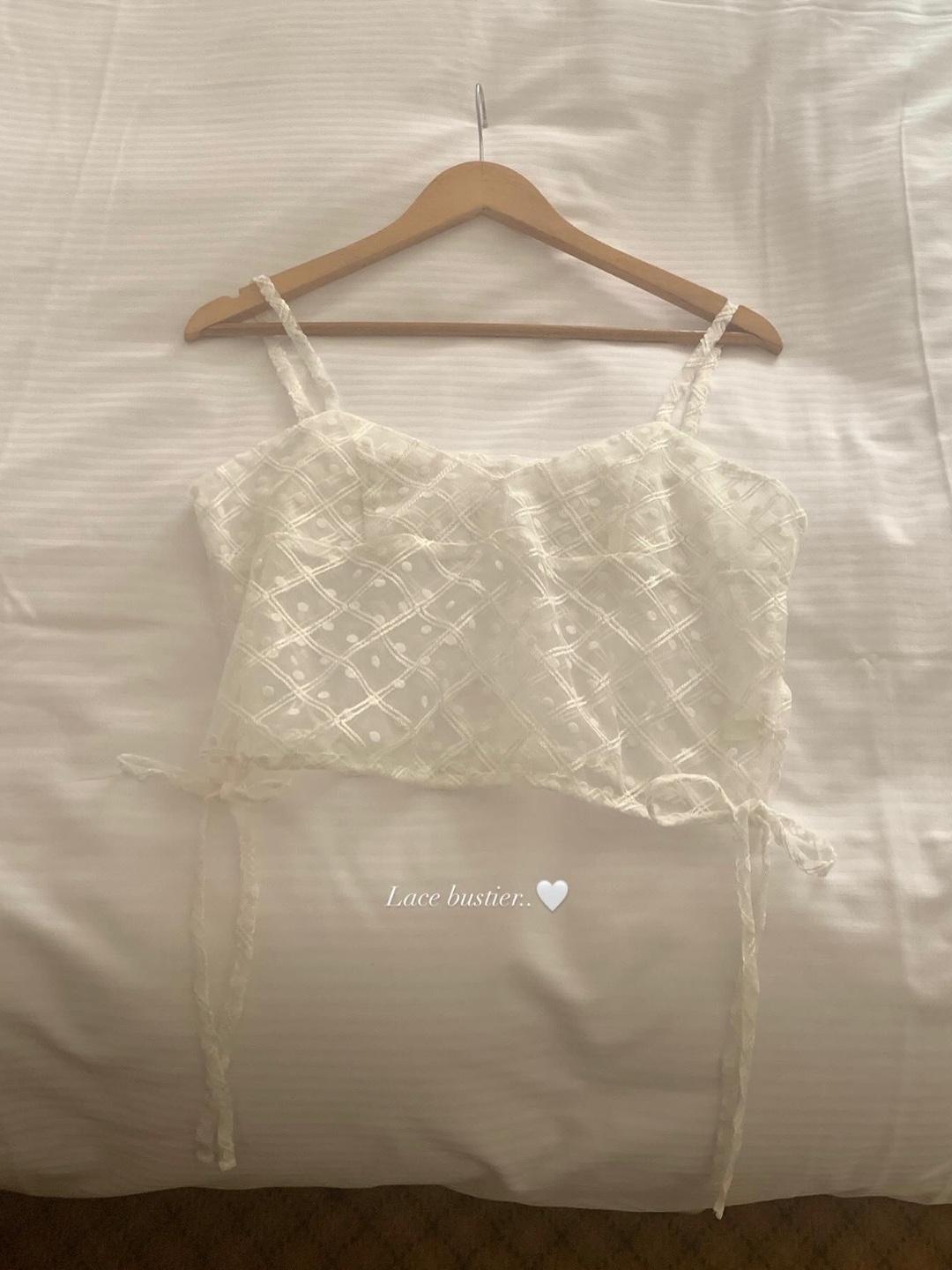 케일 레이스 리본 뷔스티에