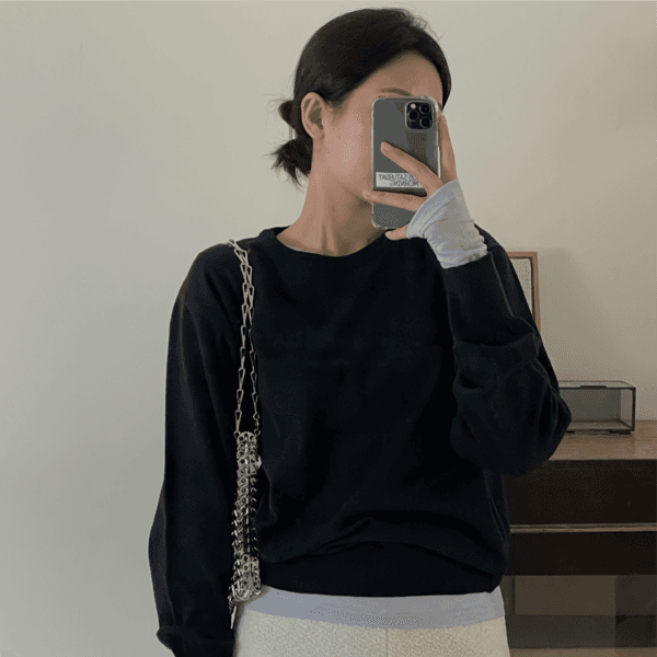 베이직 라운드 니트