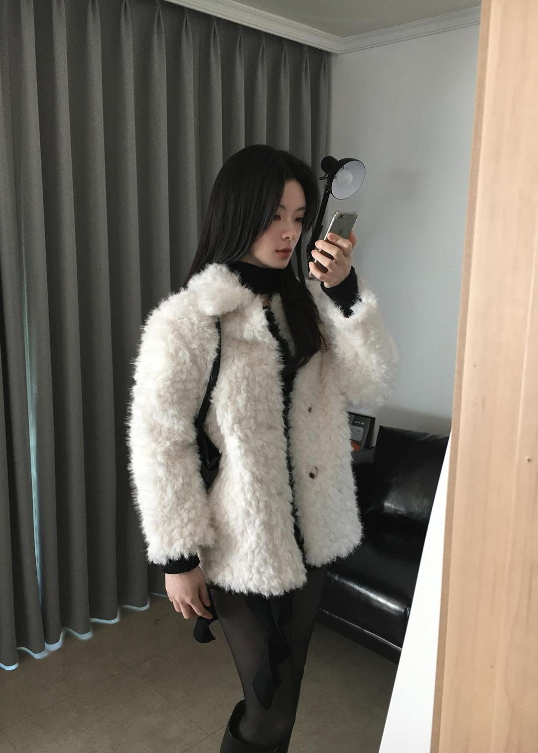 비비파크 [램스울80%/퀄리티보장템]램스 카라 양털 뽀글이 퍼 오버핏 하프 코트 자켓(겨울/겨울옷/겨울아우터/삿포로/일본/하프/코트/덤블/퍼/화이트/브라운/크리스마스/연말룩)