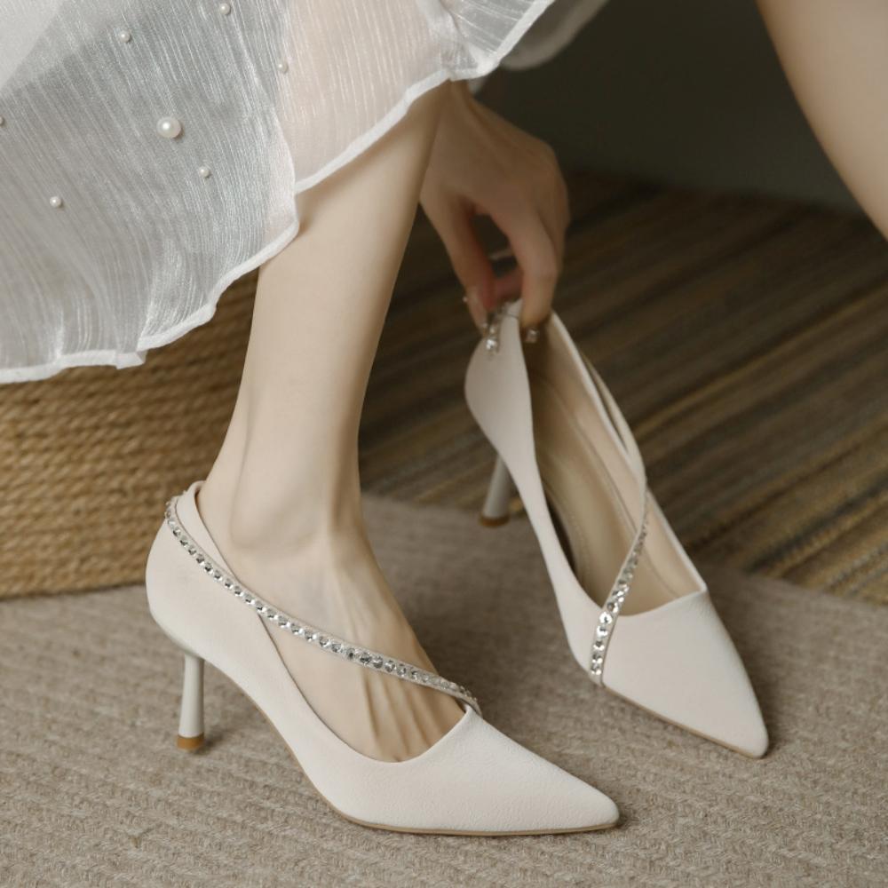 브로넬 5,7cm 스틸레토 큐빅 스트랩 펌프스 미들힐 2color