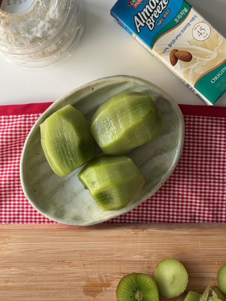 줄무늬 도자기 굽접시