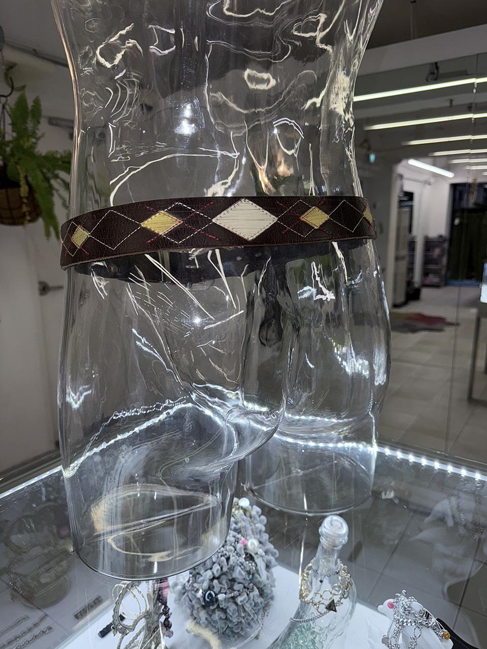 argyle pattern leather belt