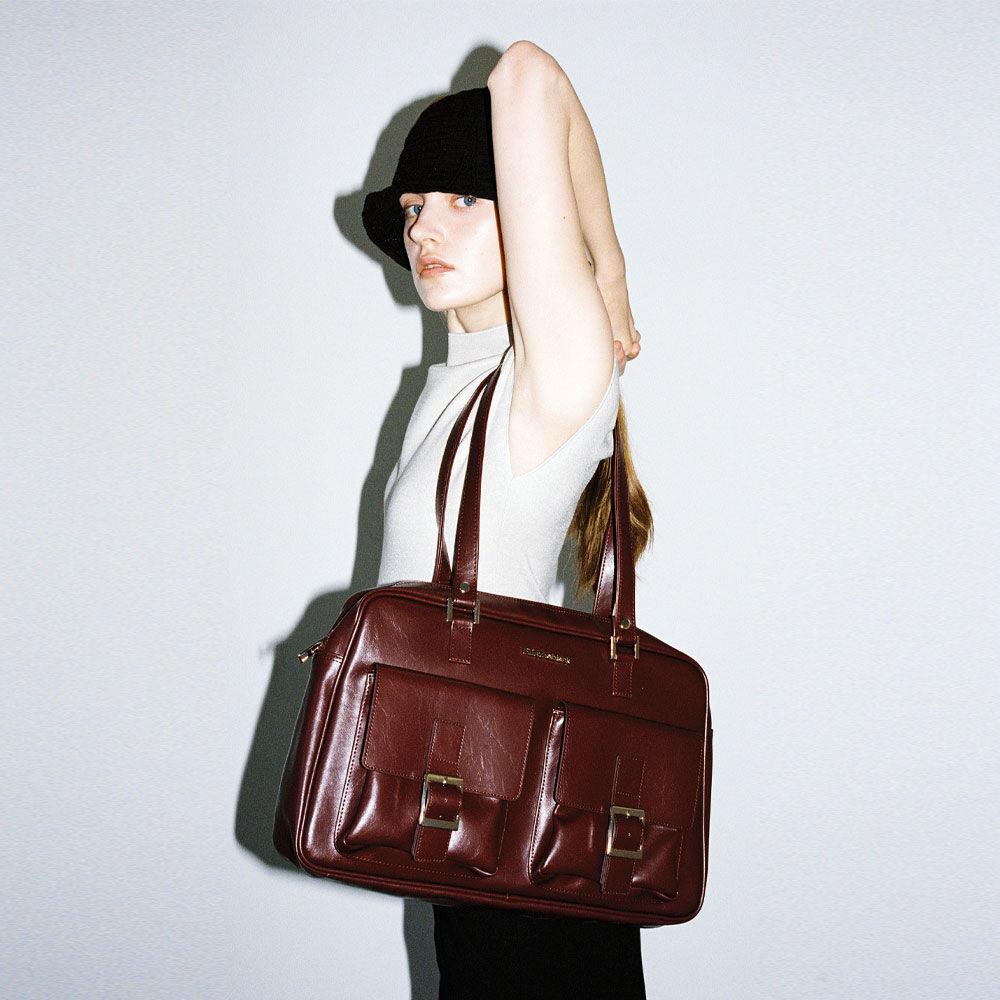 Trapezoid PK Shoulder Bag (red bean)