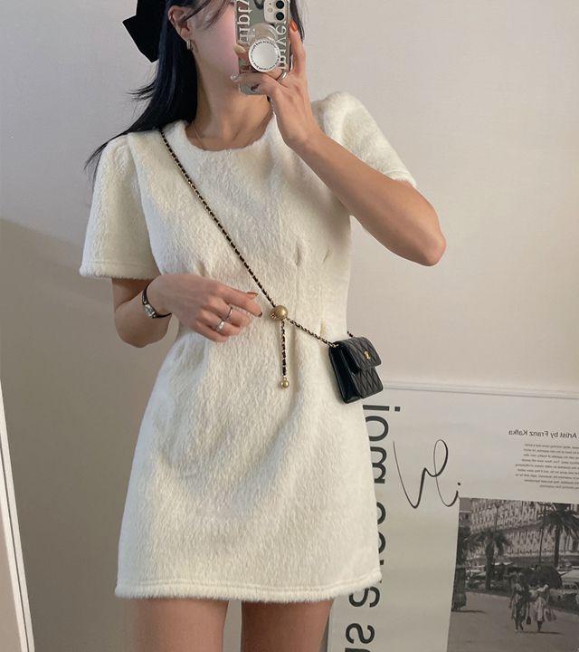 [허리잘록~/연말룩] 부들 퍼프 연말 라운드 미니 퍼 원피스 (3color)_몽그라미