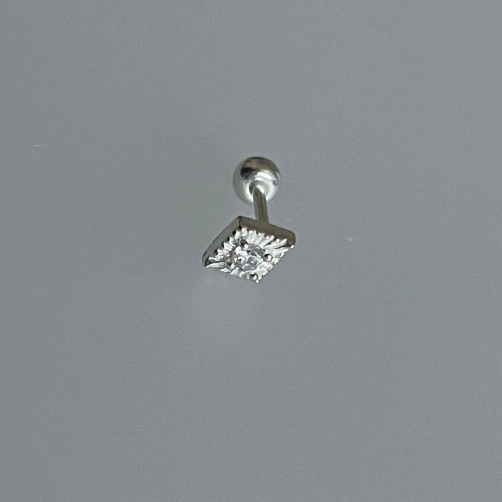 nudea - 누데아 마름모 큐빅 반짝이 실버 피어싱 silver925