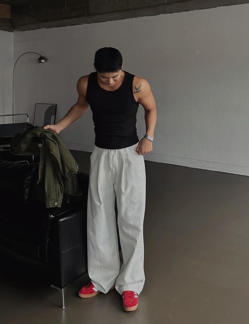 [4천장판매] 1+1 녹턴 커브드 나시(4color)