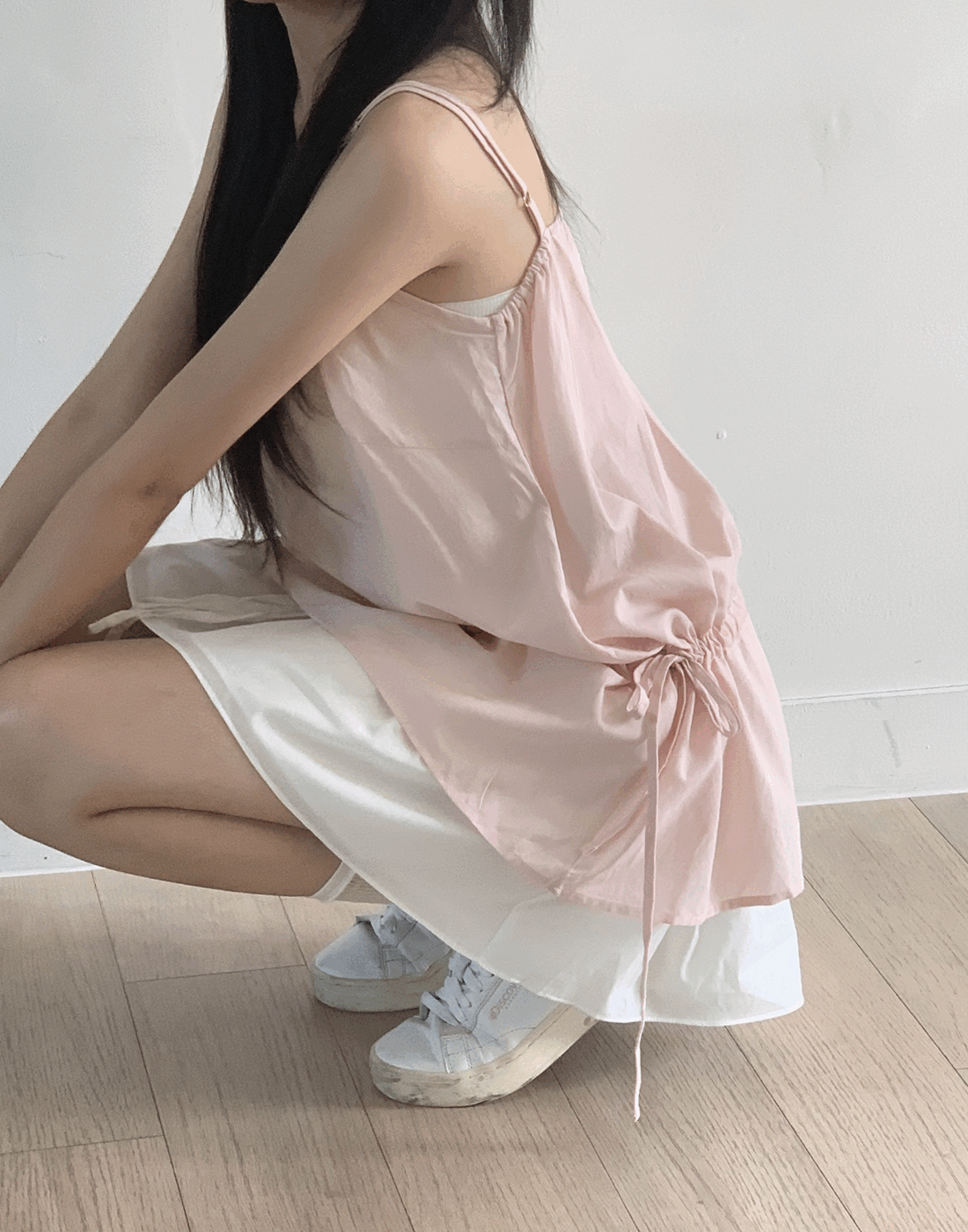 엘리 스트링 슬리브리스 블라우스 - 3 color