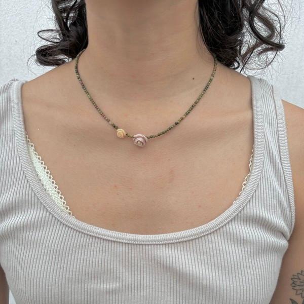 Indigo rose necklace _ green