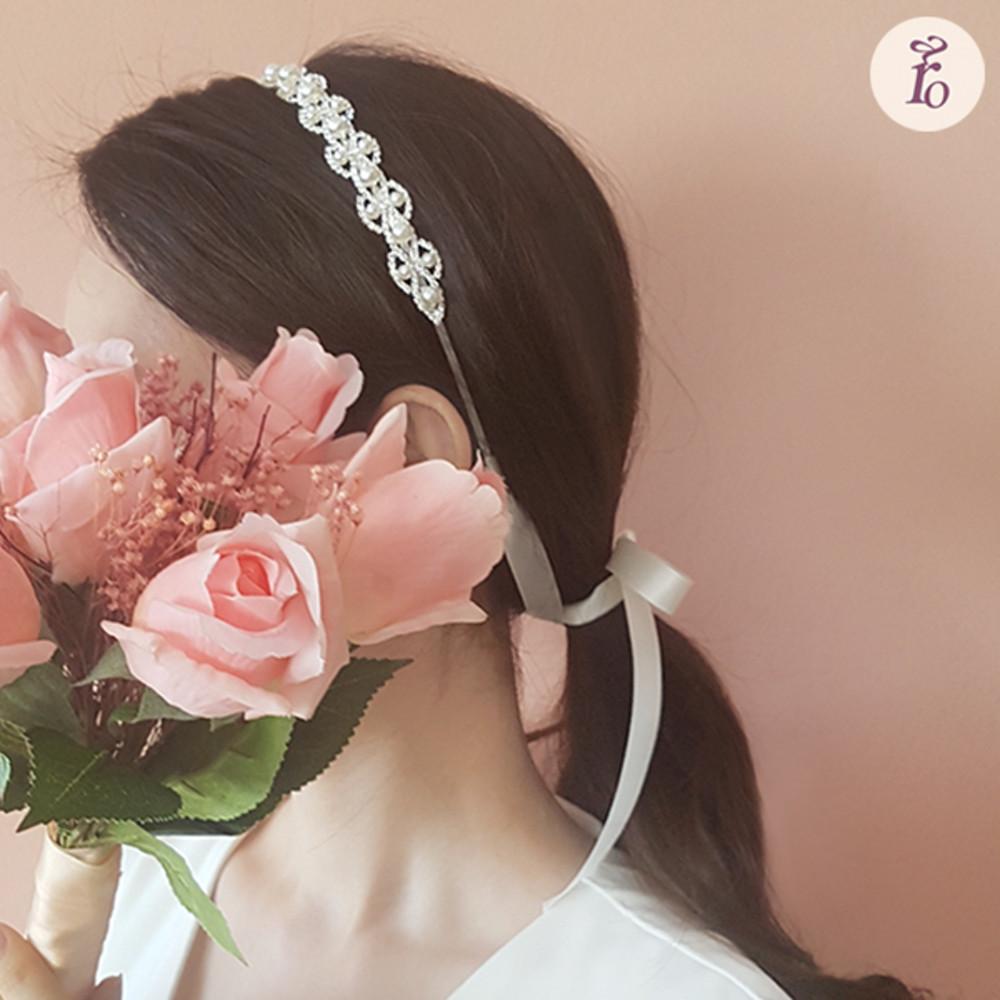 브리디  본식 웨딩 크리스탈 고급큐빅 진주 웨딩헤어 머리장식 리본 헤어밴드