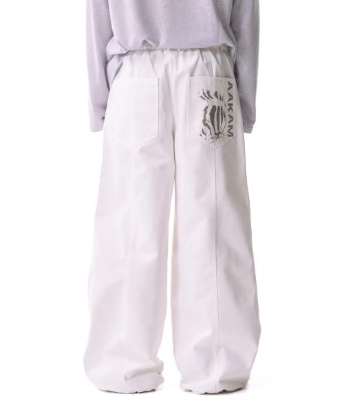 Knee Pin-tuck Printed Denim Pants (White)