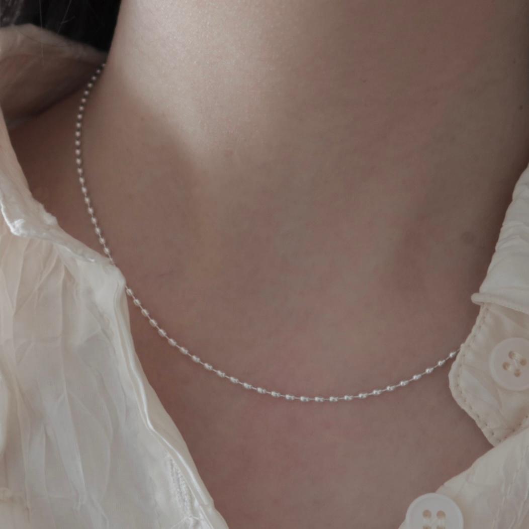 Sheer necklace
