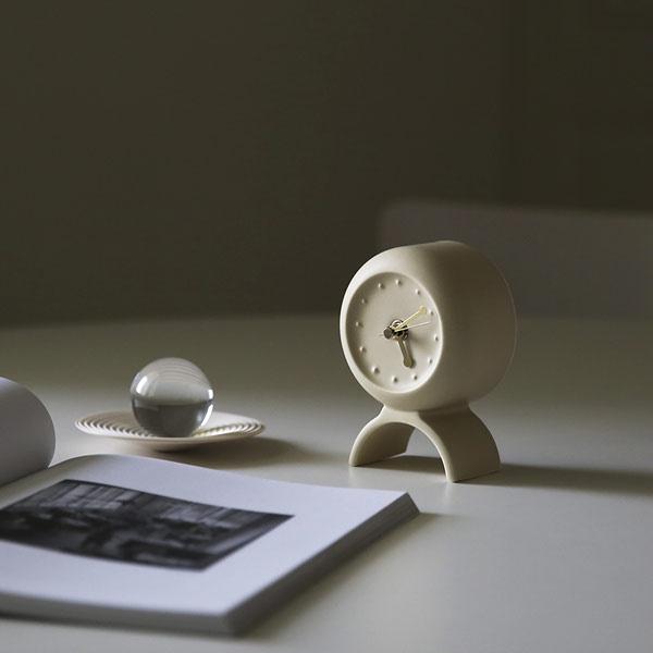 [피아바] 엘모 탁상시계_바닐라베이지