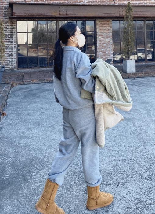 온더 후리스 조거 맨투맨 세트