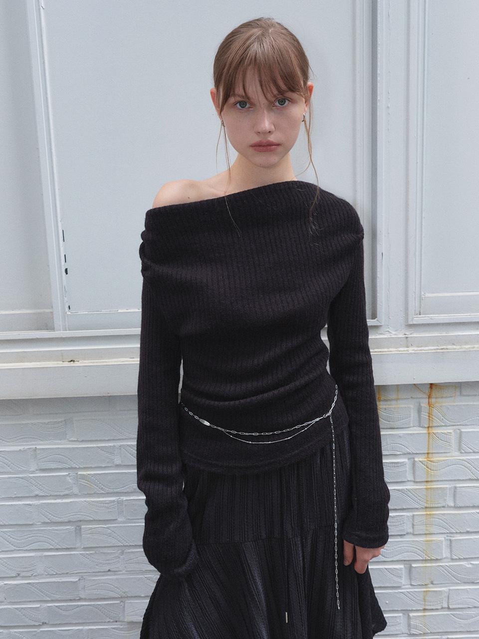 MIRA WOOL SHIRRING TOP_BLACK