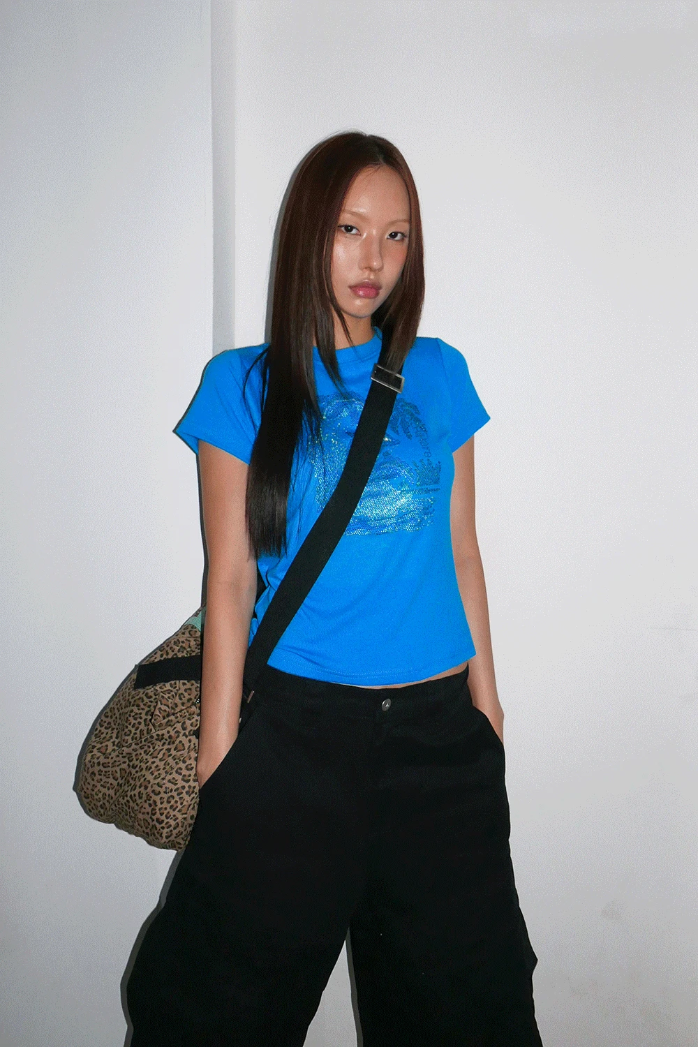 DOLPHIN HOTFIX T / 돌핀 핫픽스 티