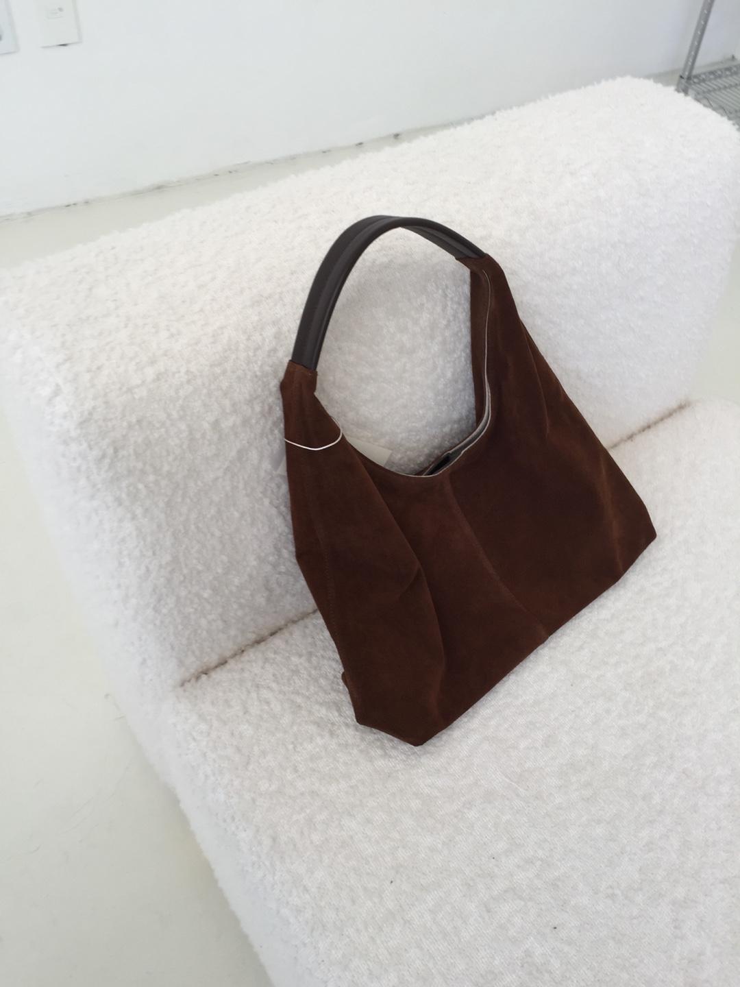 Suede One Handle Bag (brwon)
