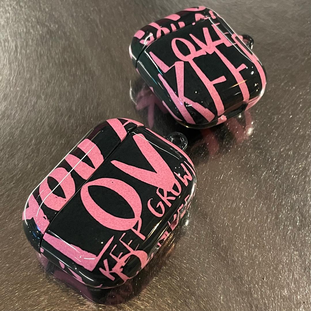 Love in the castle Pods