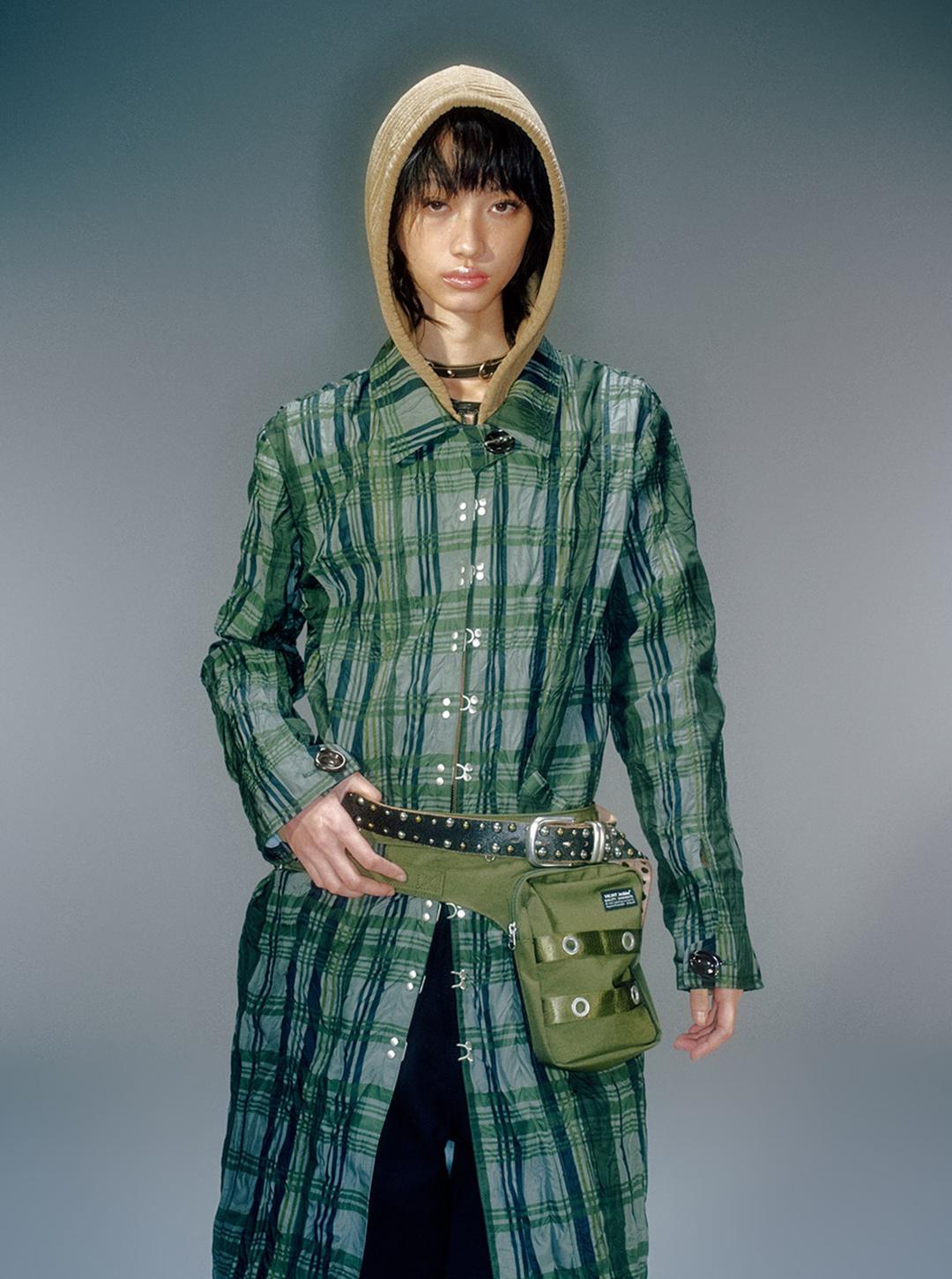 WOMEN HADID CHECK WRINKLE HOOK COAT OLIVE