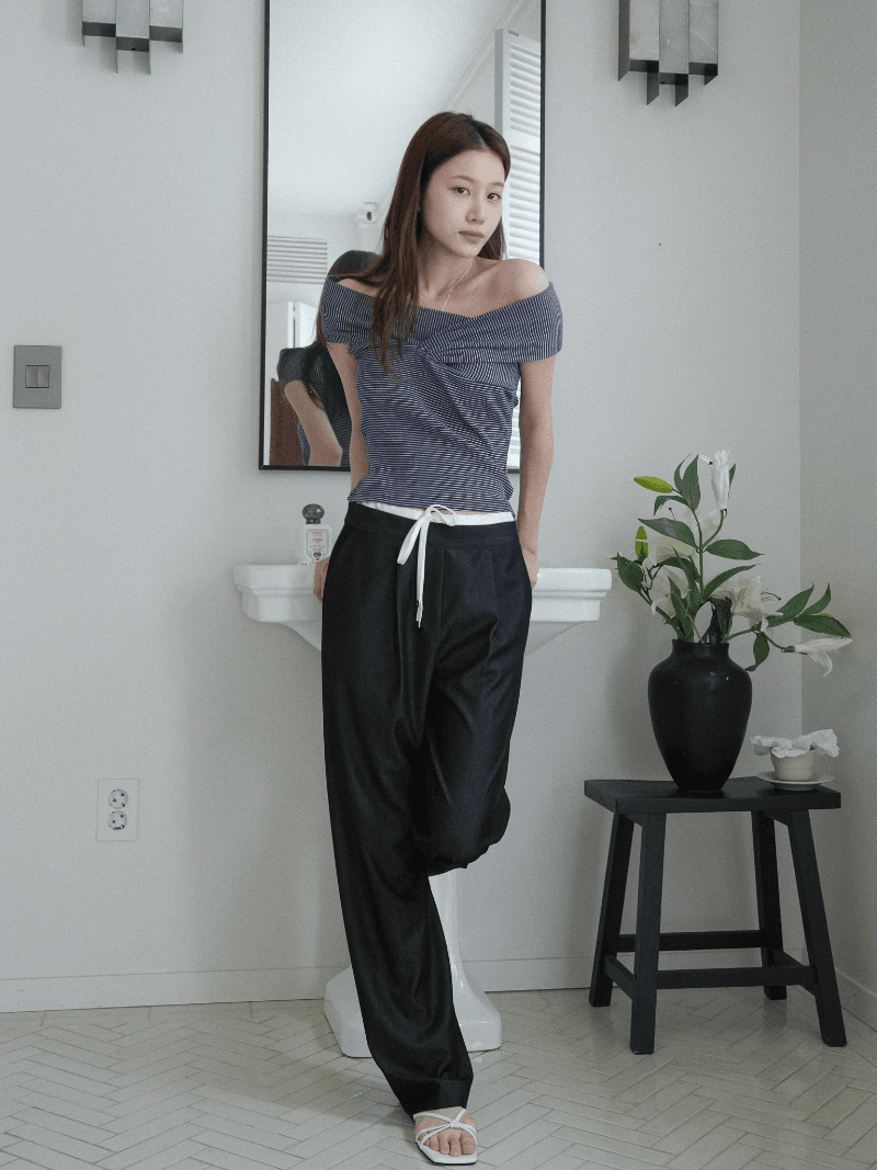 [NouArté] 템버 원숄더 스트라이프 탑 (네이비)