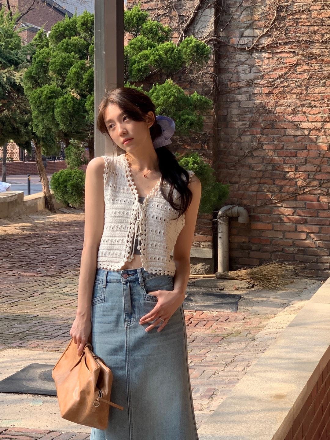 위드블룸 PREFRITT : Bohemian knit vest