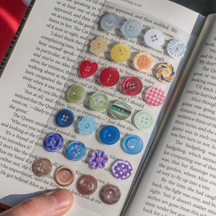 HAPPILY EVER AFTER - BUTTON (씰스티커)