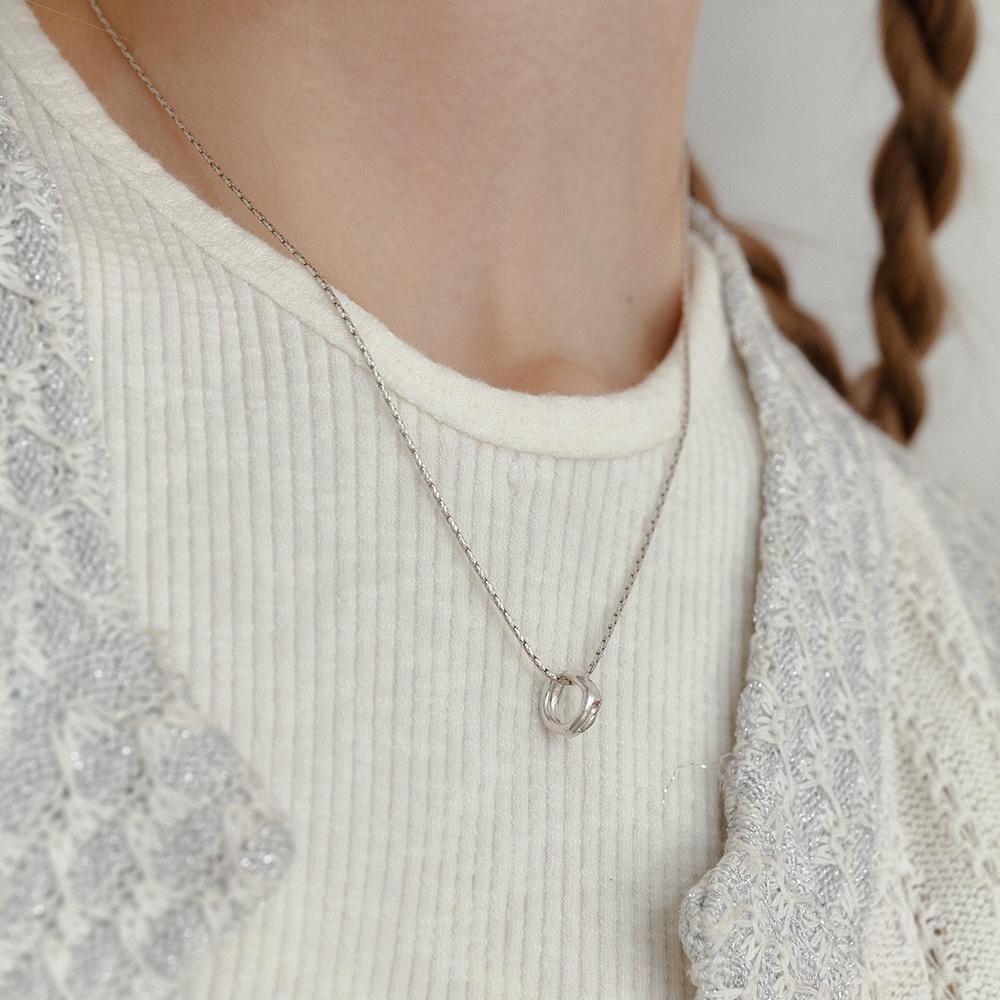 The New Moon Necklace - Silver