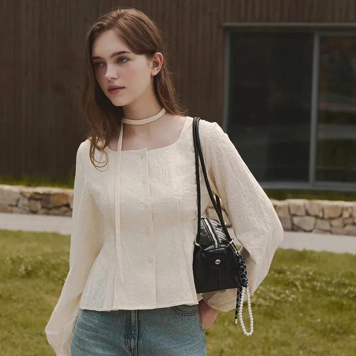 잇미샤 스퀘어넥 타이 블라우스 ITP8ZBL750 (CREAM)