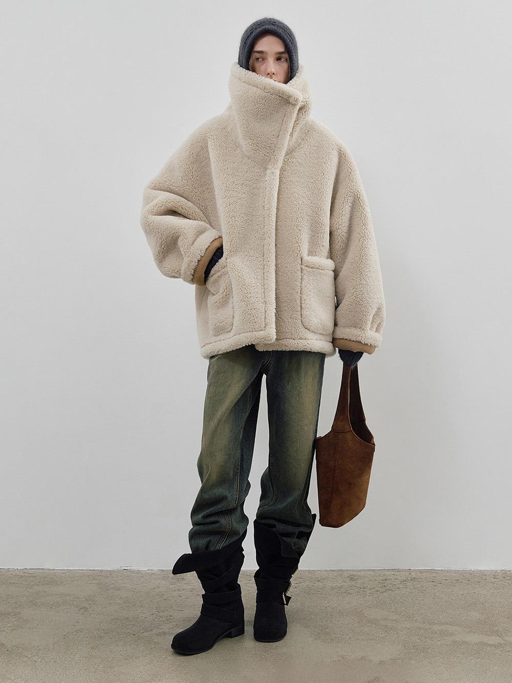 Cloud Shearling Mustang (ecru cream)