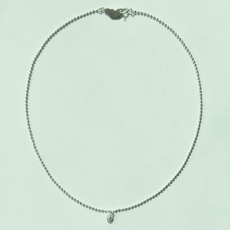 cutting ball necklace