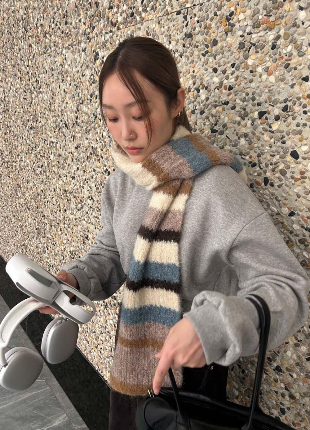 Multi Stripe Muffler (2 Color)