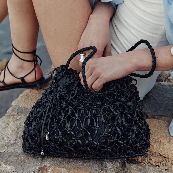 HUE shoulder B013-10