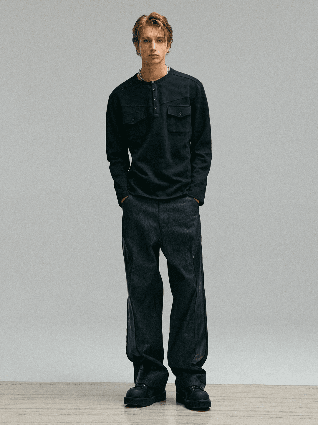 WAFFLE HENLEY NECK T-SHIRT