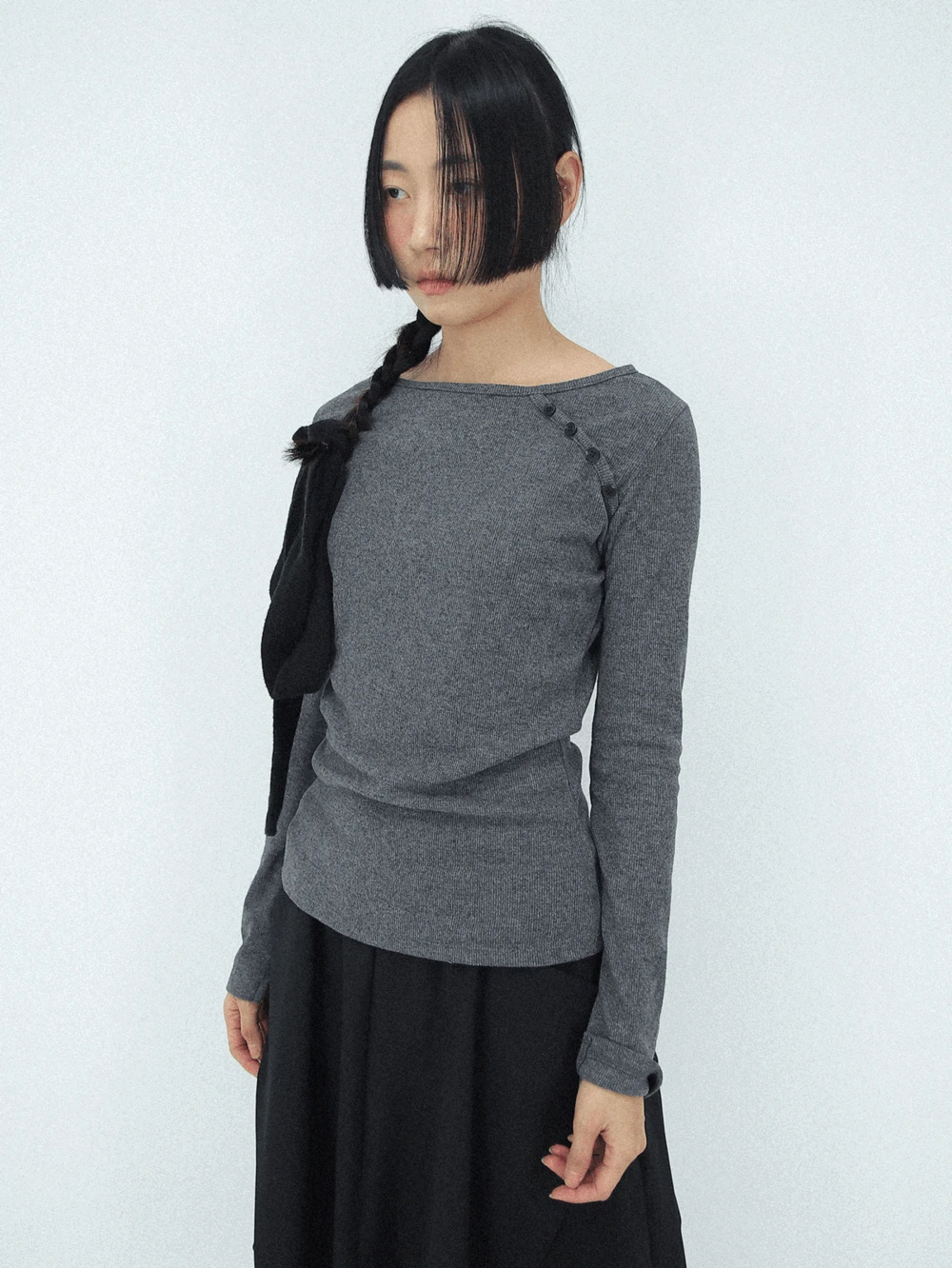 데키 언발 버튼 티셔츠