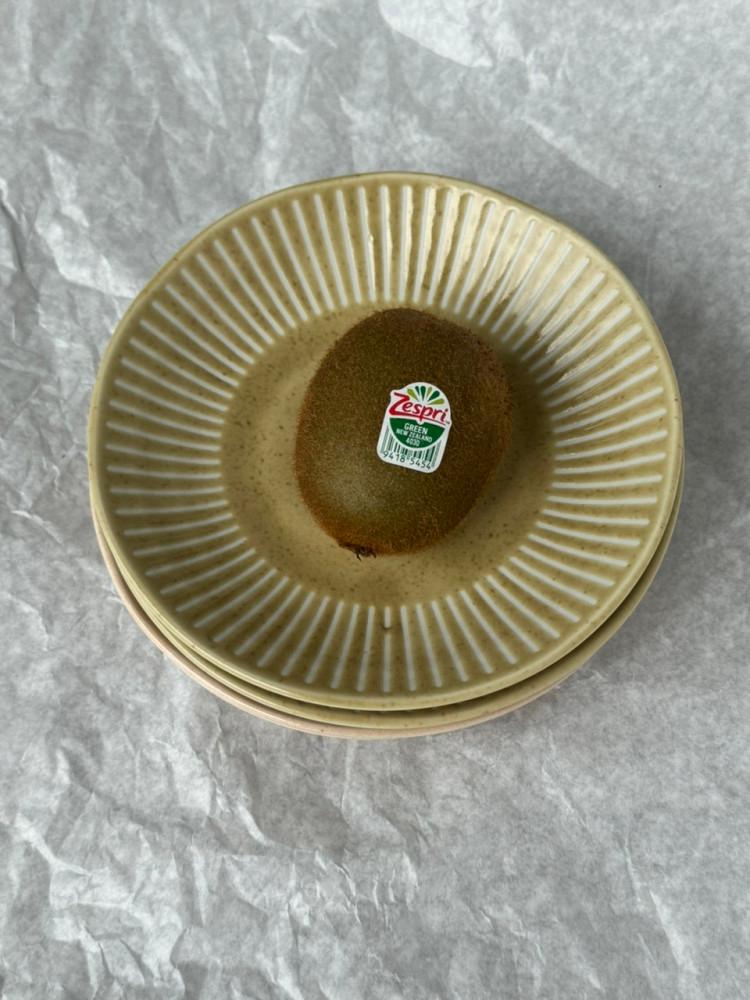 도자기 원형그릇 플레이팅 감성접시 집들이선물 16cm