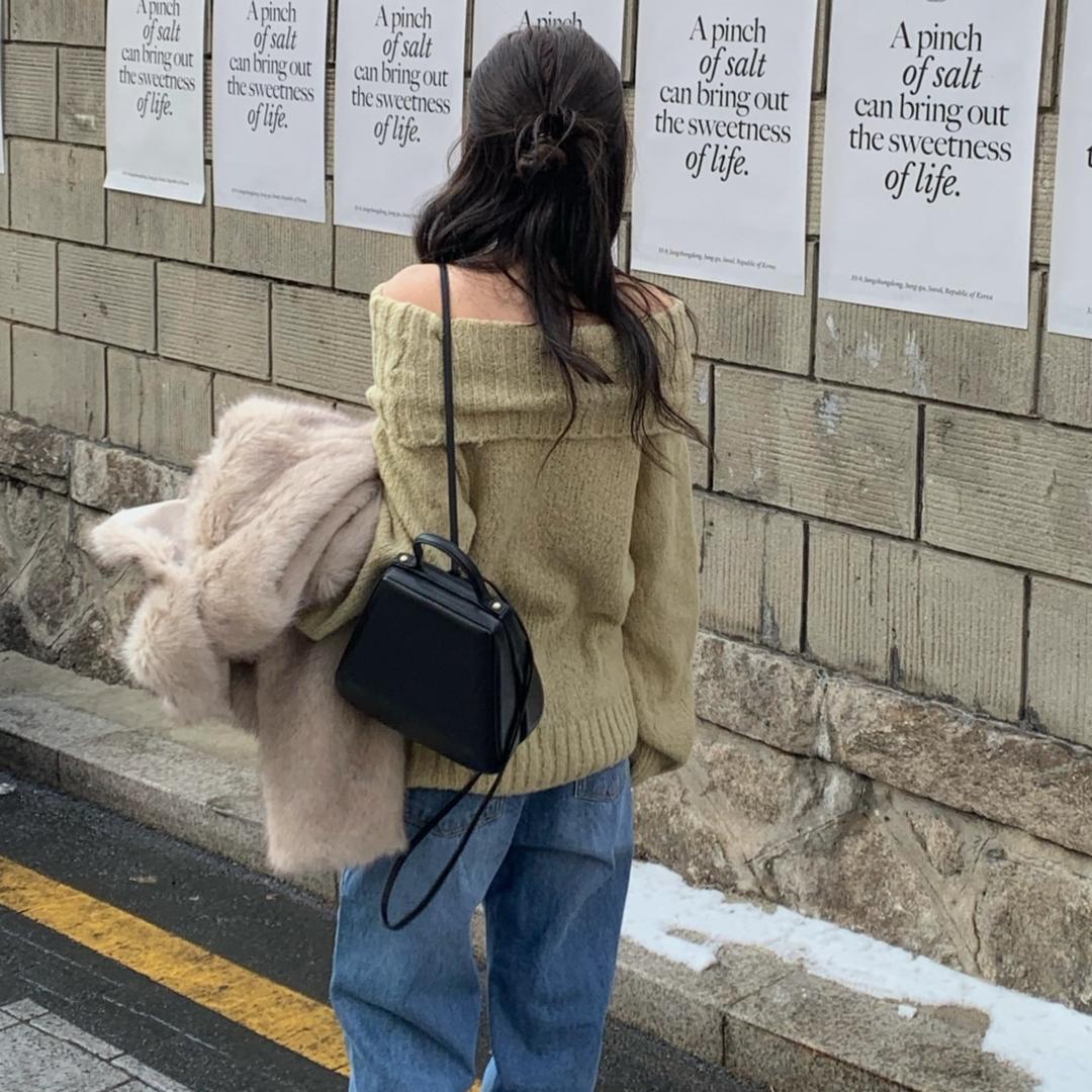 오브위 (울20%) 코니 knt - 알파카 울 루즈핏 오프숄더 니트 연말룩 2color