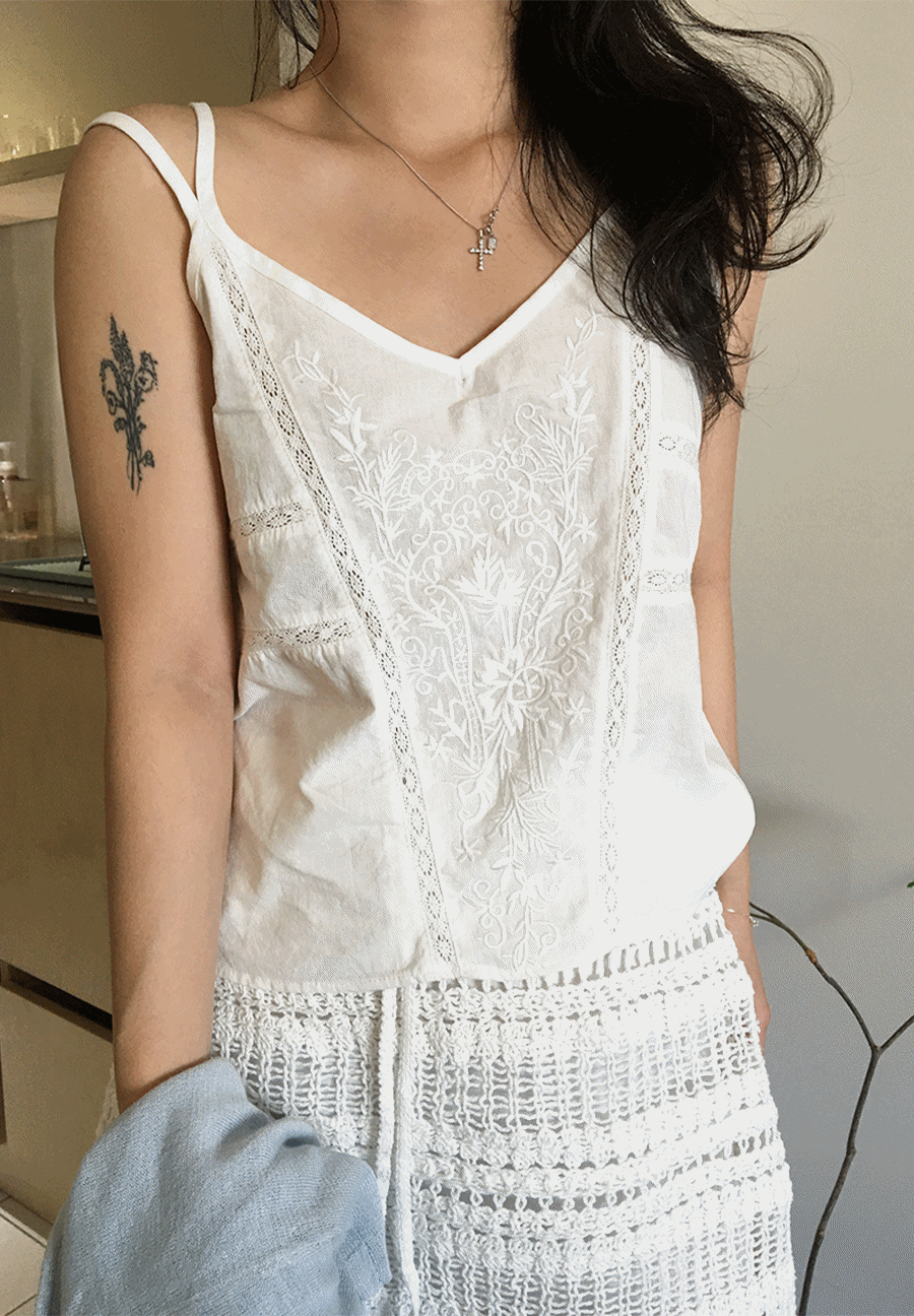 [단독진행🌺🌴/빠른출고] 페리 여름 코튼 스트랩 자수 나시