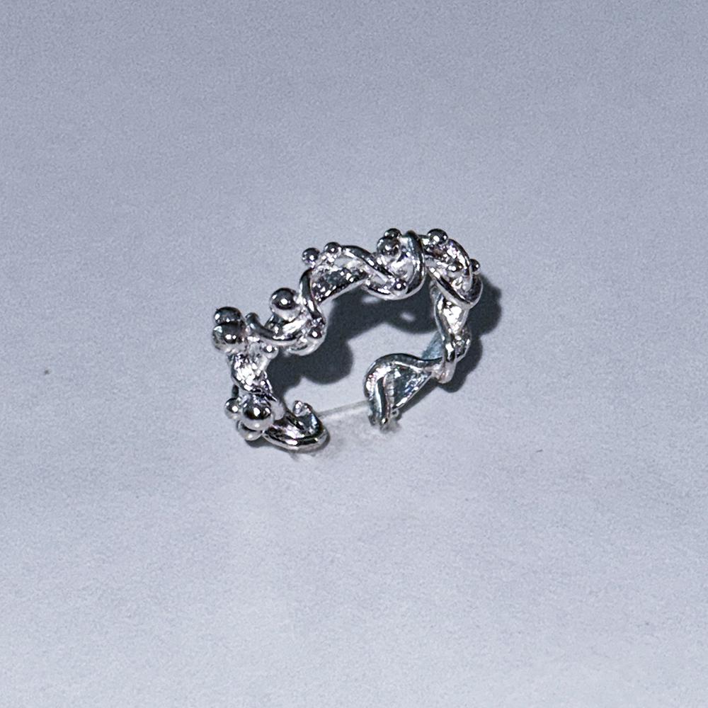 Odd Earcuff