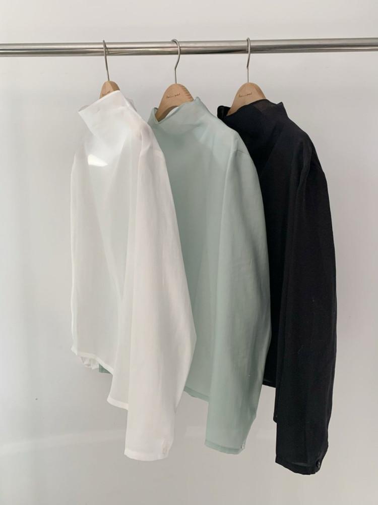 [민트당일] amiment 아미먼트 실크 터틀 블라우스