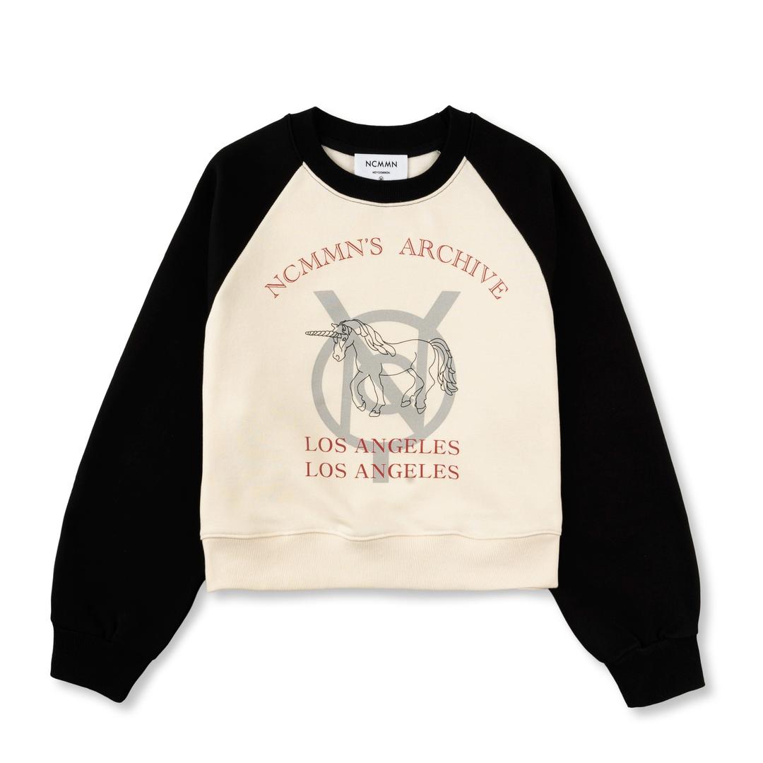 [신상프리오더] UNICORN CROP SWEATSHIRT BK