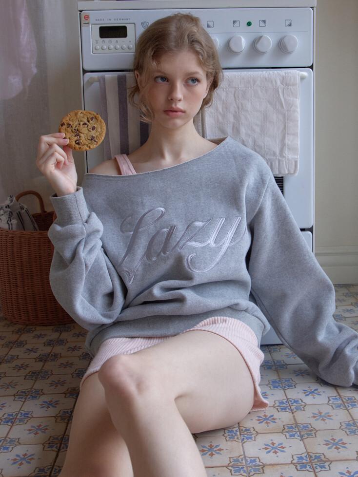 슬로우 멜로우 데일리 오프숄더 스웻셔츠 (3색상)