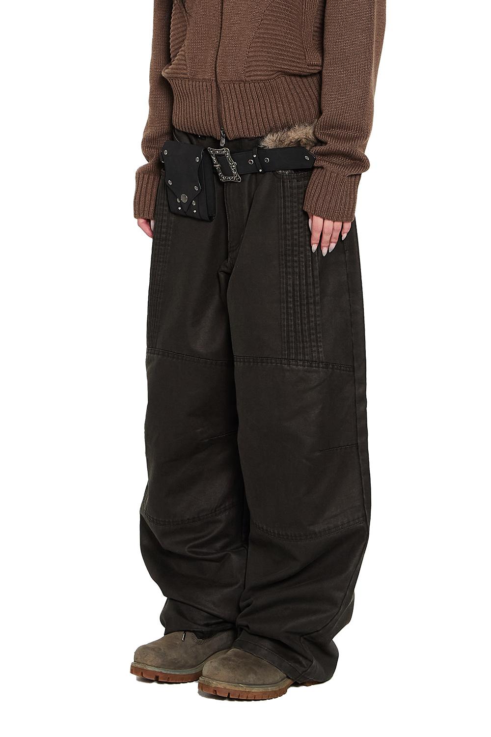 [11.28 예약 배송] Knee Panel Washed Leather Pants (Black)