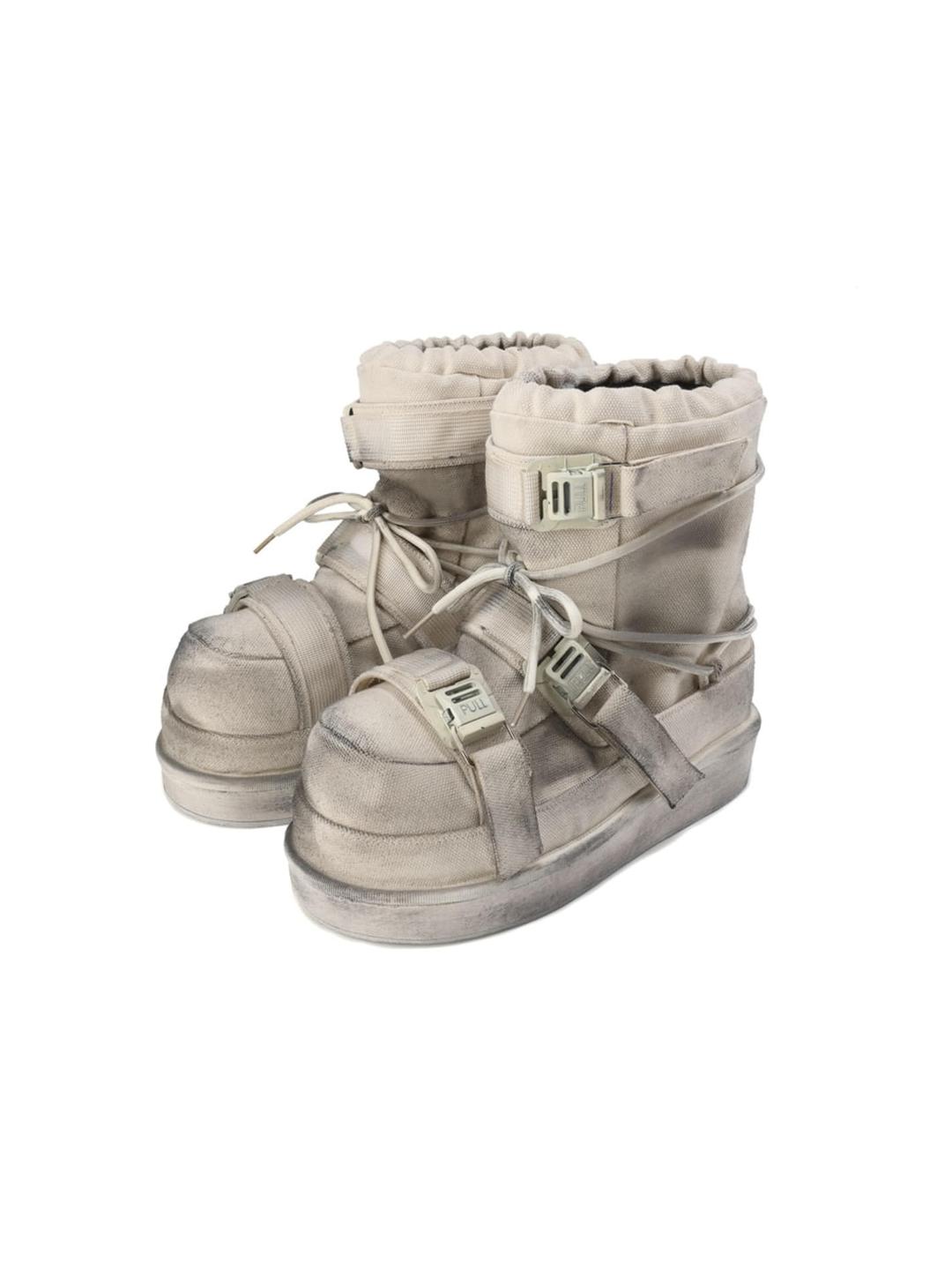 24ans Combat Damage Snow Boots