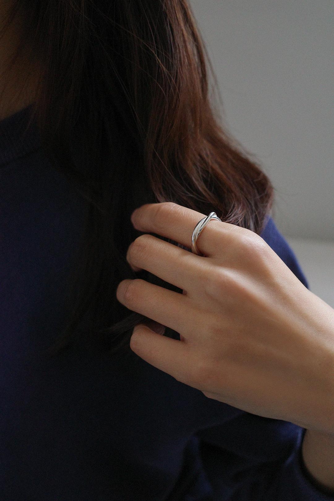 (925) Mobius Ring (2colors)