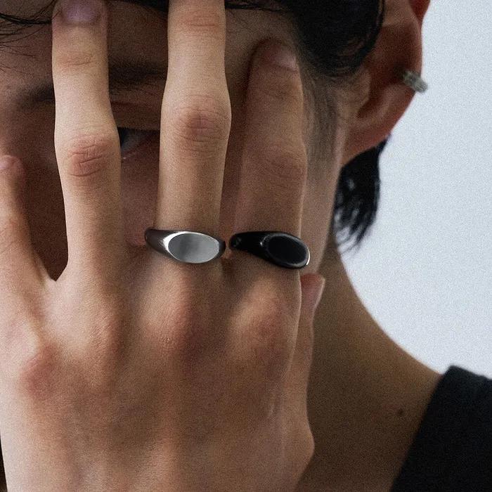 RSM023 Oval Rounding Signet Ring