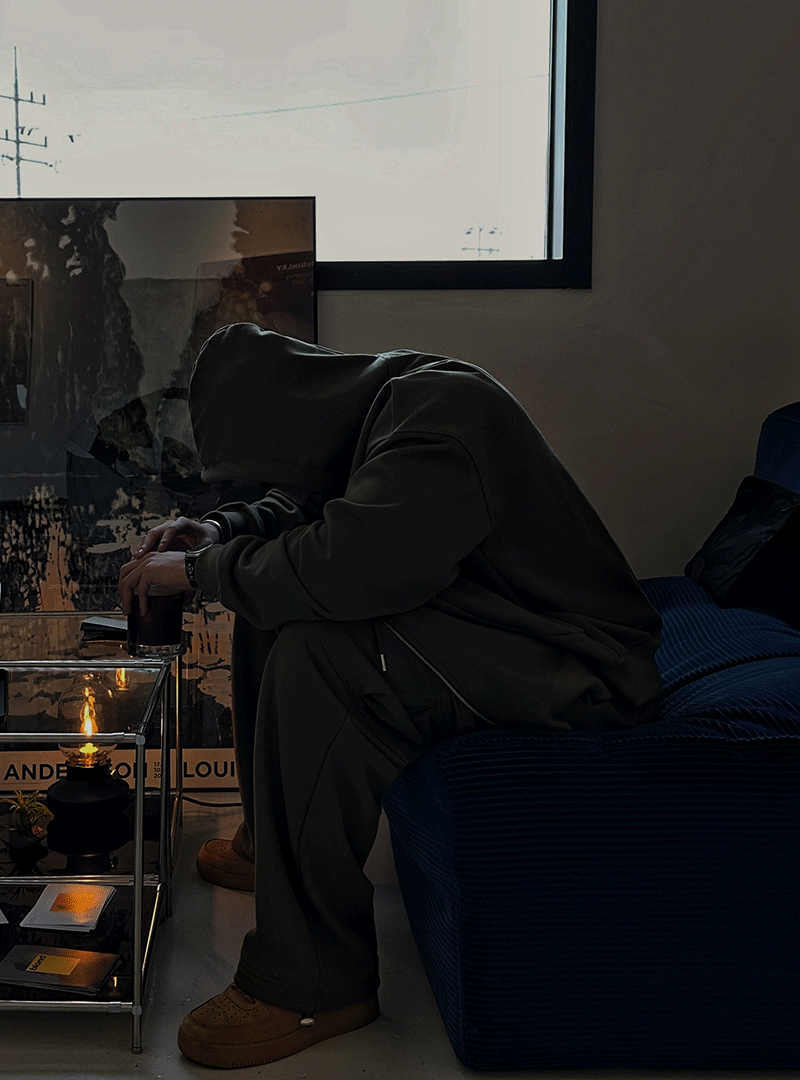 르센 커브라인 후드집업